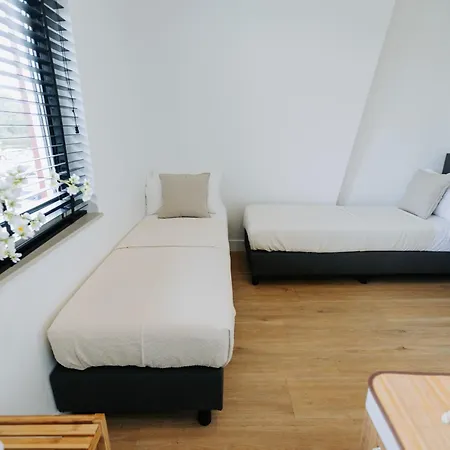 Dutch Design With 6 Luxurious Bedrooms