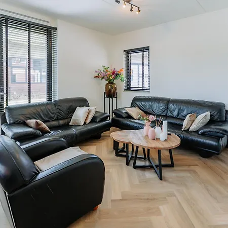 Dutch Design With 6 Luxurious Bedrooms *